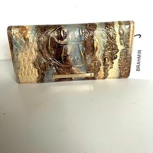 NWT Brahmin croc- embossed leather wallet